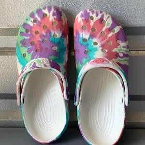 Tie Die Crocs m8/w10
